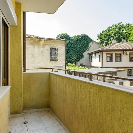 Apartment Sea Garden Flat With Private Parking Varna